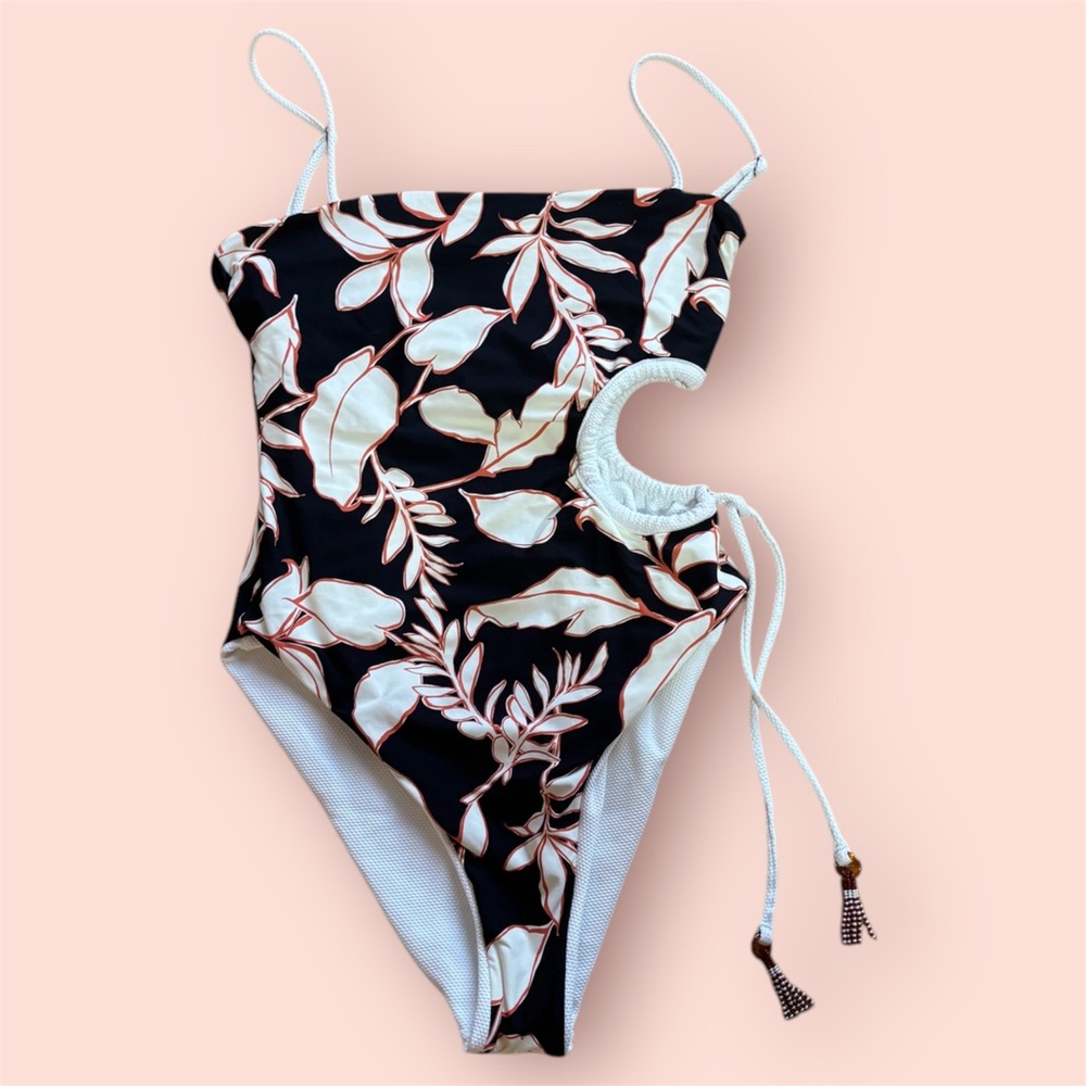 MAAJI SWIM ANTIQUE WHITE ANN CUT OUT ONE PIECE SOLD OUT ONLINE SZ SMALL